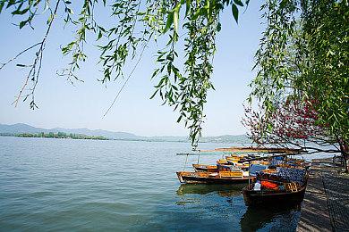 《按摩狂》NS版8月4日发售 给美少女们按摩解压